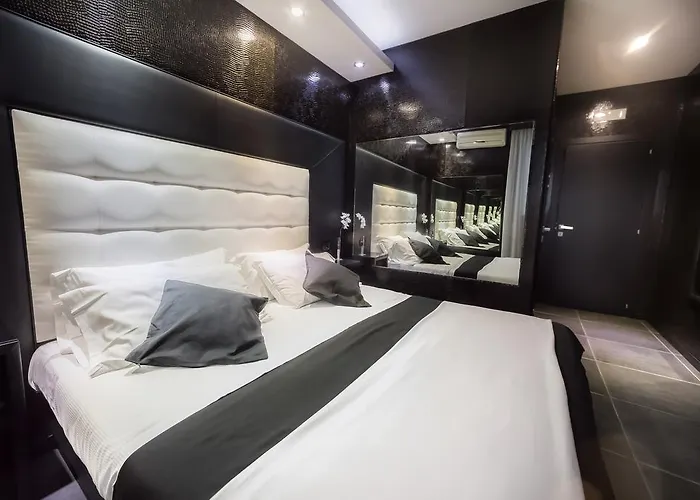 Kleopatra Design 4* Naples