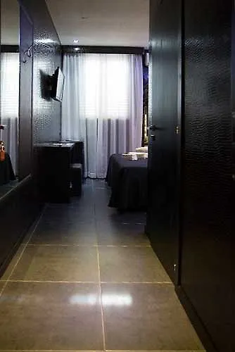 Kleopatra Design Naples