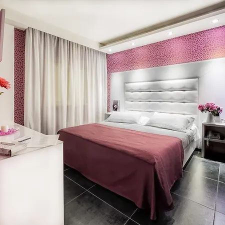 Отель Kleopatra Design Неаполь