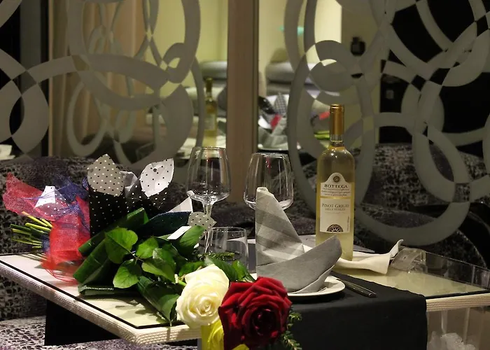 Kleopatra Design 4* Naples