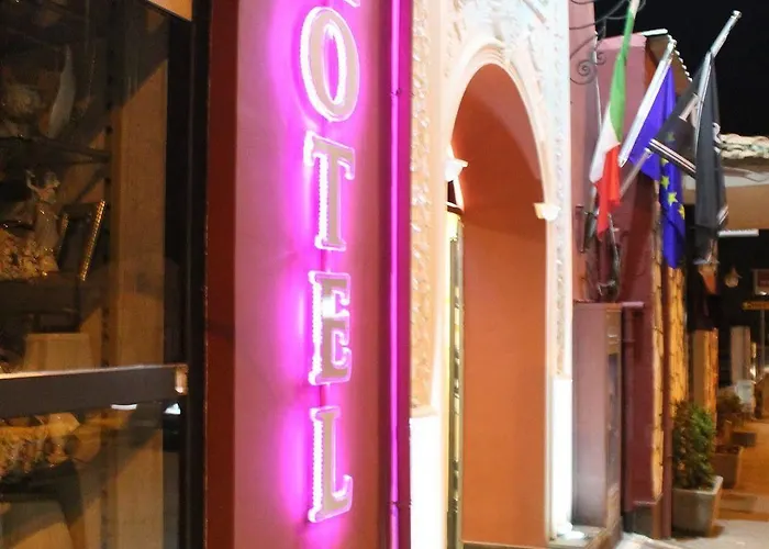 Hotel Kleopatra Design Naples