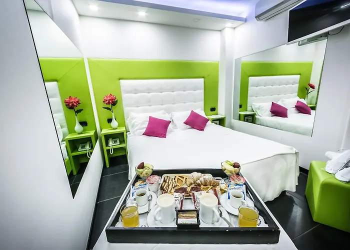 Kleopatra Design 4* Naples